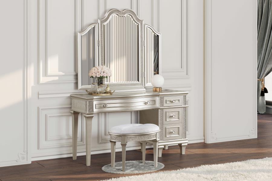 Evangeline 4-drawer Vanity with Faux Diamond Trim Silver and Ivory